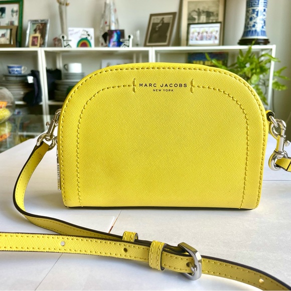 Marc Jacobs Bags Marc Jacobs New York Crossbody Purse Poshmark